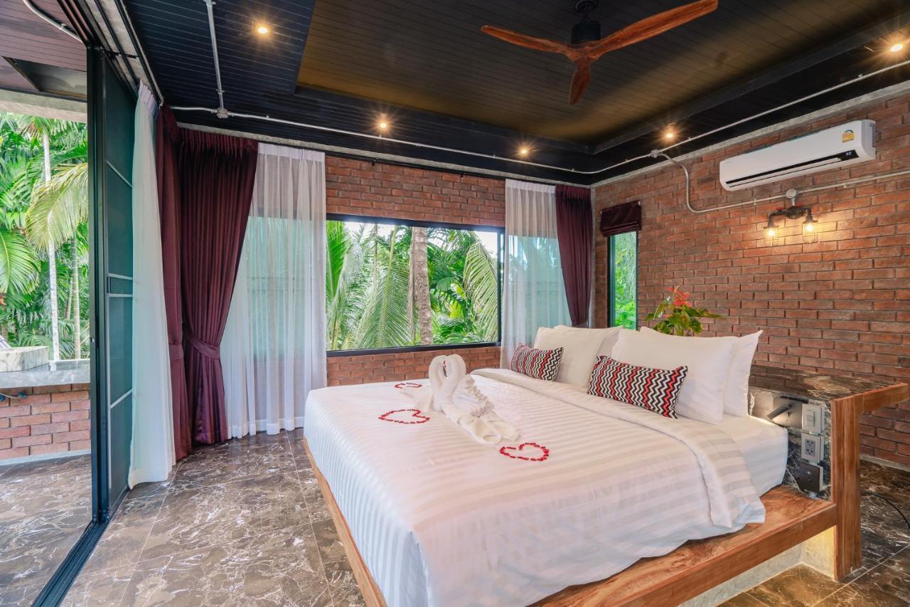 Grandfather Khaolak Resort Khao Lak Exterior foto
