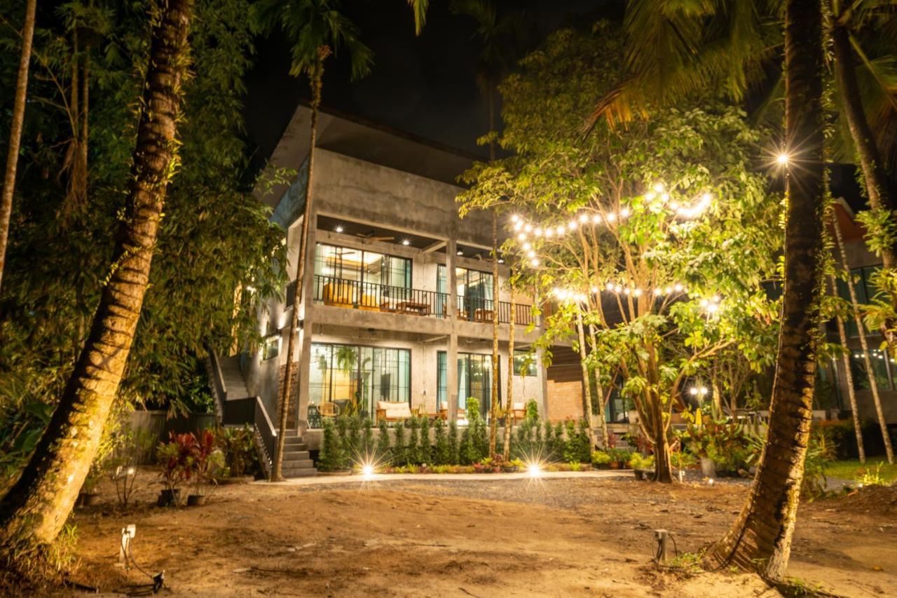 Grandfather Khaolak Resort Khao Lak Exterior foto